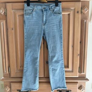 Entro Cropped Flared Jeans